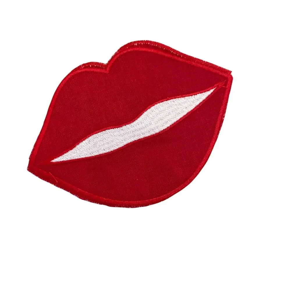 Chefanie RED LIP Cocktail Napkins 4x6 Linen Set of 4 Valentines Day XO New